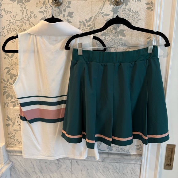 Varley Tennis Set Sleeveless Zip Polo Top & Pleated Skort White Green Pink S/M - Picture 2 of 5